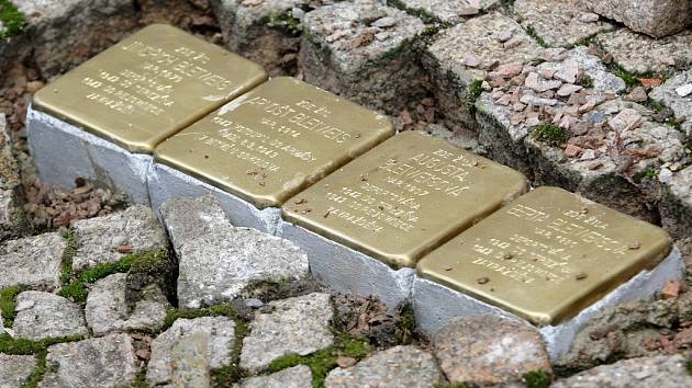 221114-hb-stolperstein-cmyk_denik-630-16x9